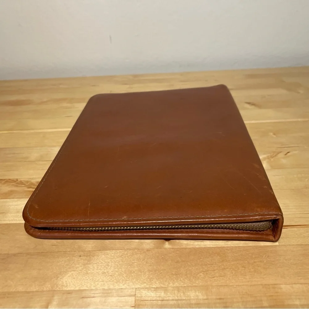 SD Vintage Top Grain Cowhide Portfolio with zipper closure
